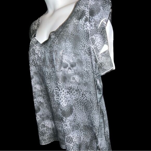 Harley Davidson cute black with gray animal print skull design top. New - Picture 5 of 13